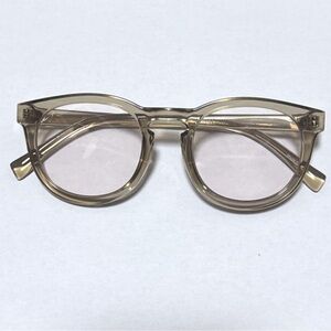 Translucent Light Brown Round Glasses